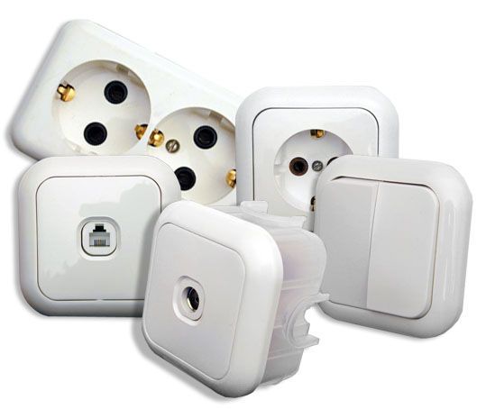 розетки, вимикачі, рамки